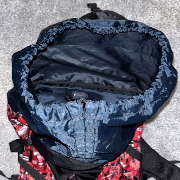 Wildcraft Urban Print 45L 26” tall x 16” wide x 12” deep Pack Hiking Backpack - Picture 5 of 7